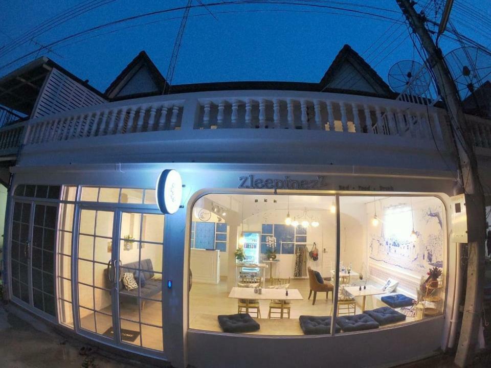 Zleepinezz Hostel Phra Nakhon Si Ayutthaya Exterior foto